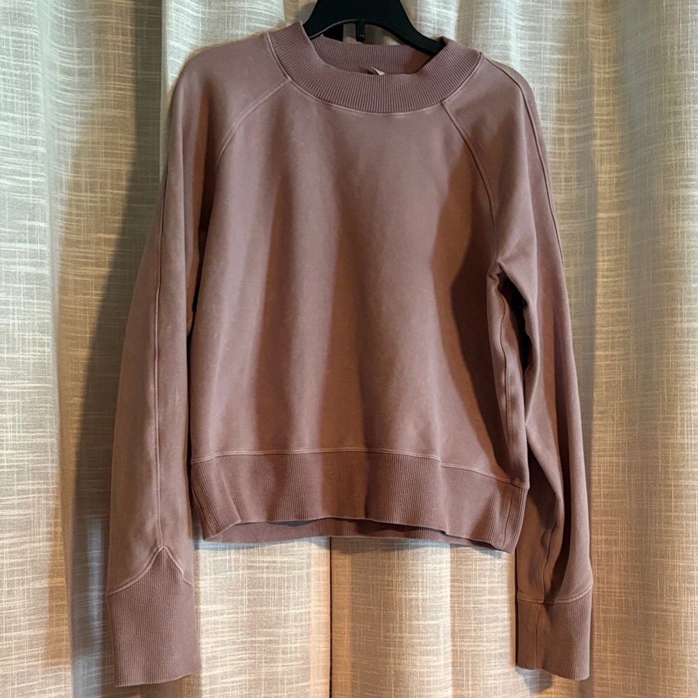 Lululemon Mauve Long Sleeve Sweatshirt(not sure the name)